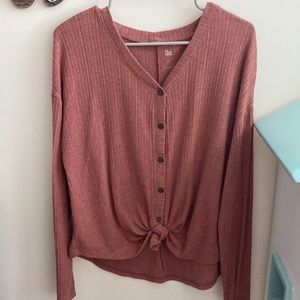 Medium long sleeve V neck